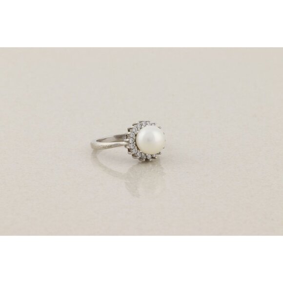 Sterling Silver Freshwater Pearl and Cubic Zirconia Halo Ring Size 7 - Picture 3 of 8